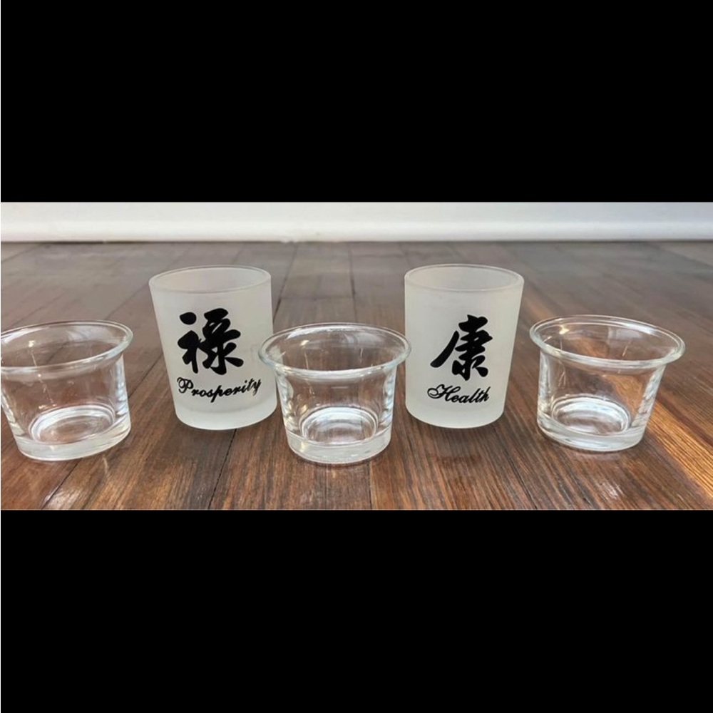 Tea light/votive candle holders